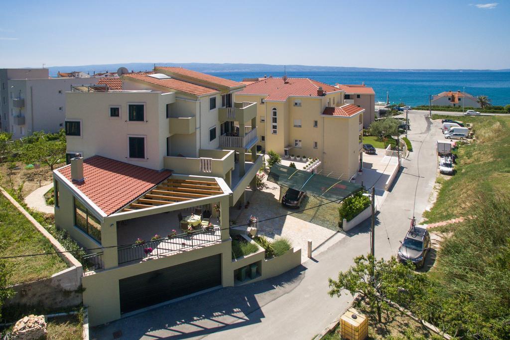 Apartments Leon Podstrana Exterior foto